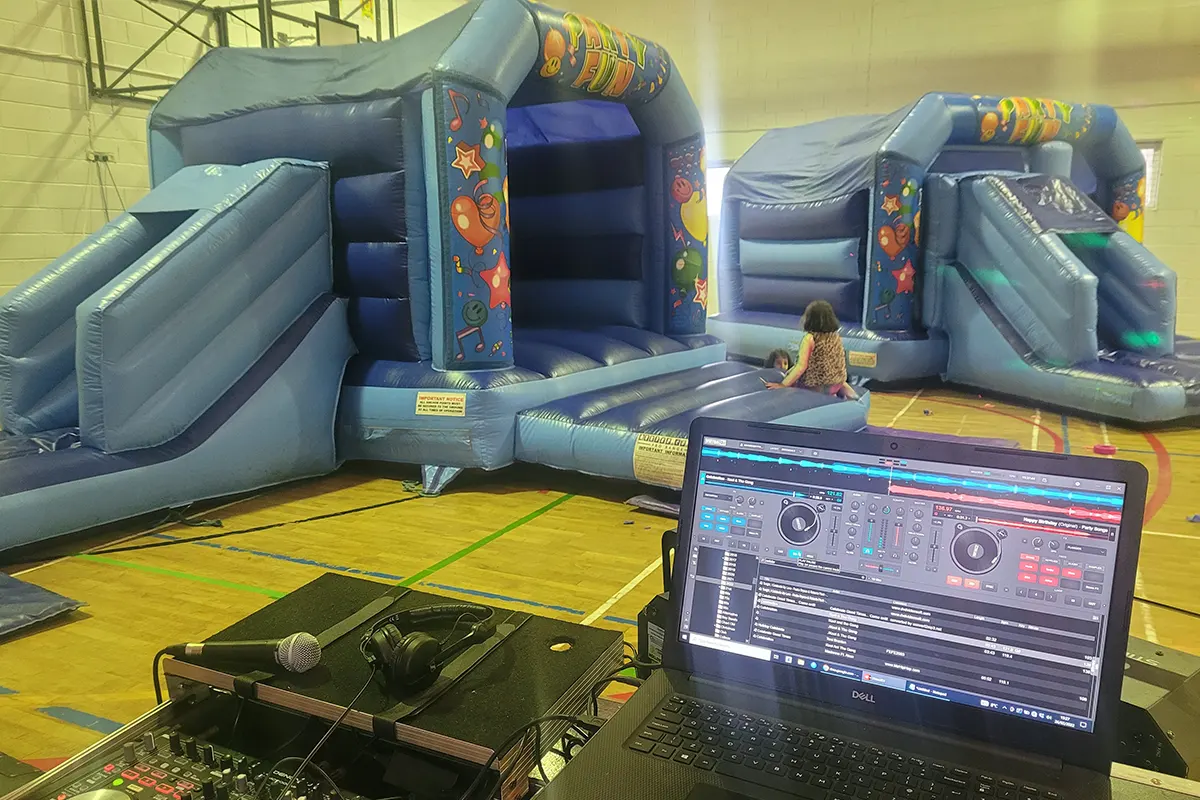 Kids party packages in Ballincollig including bouncy castle DJ and face painter